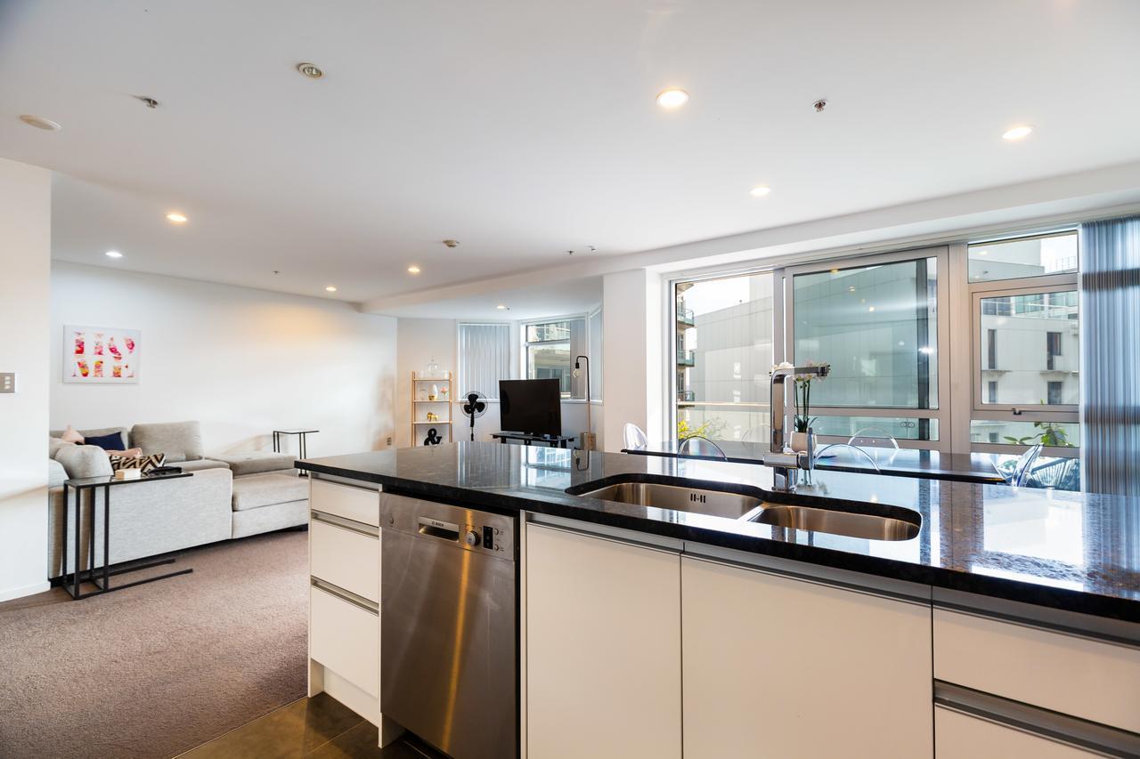 Beautiful Central Home With Balcony Auckland City エクステリア 写真