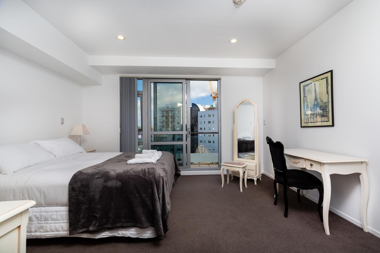 Beautiful Central Home With Balcony Auckland City エクステリア 写真