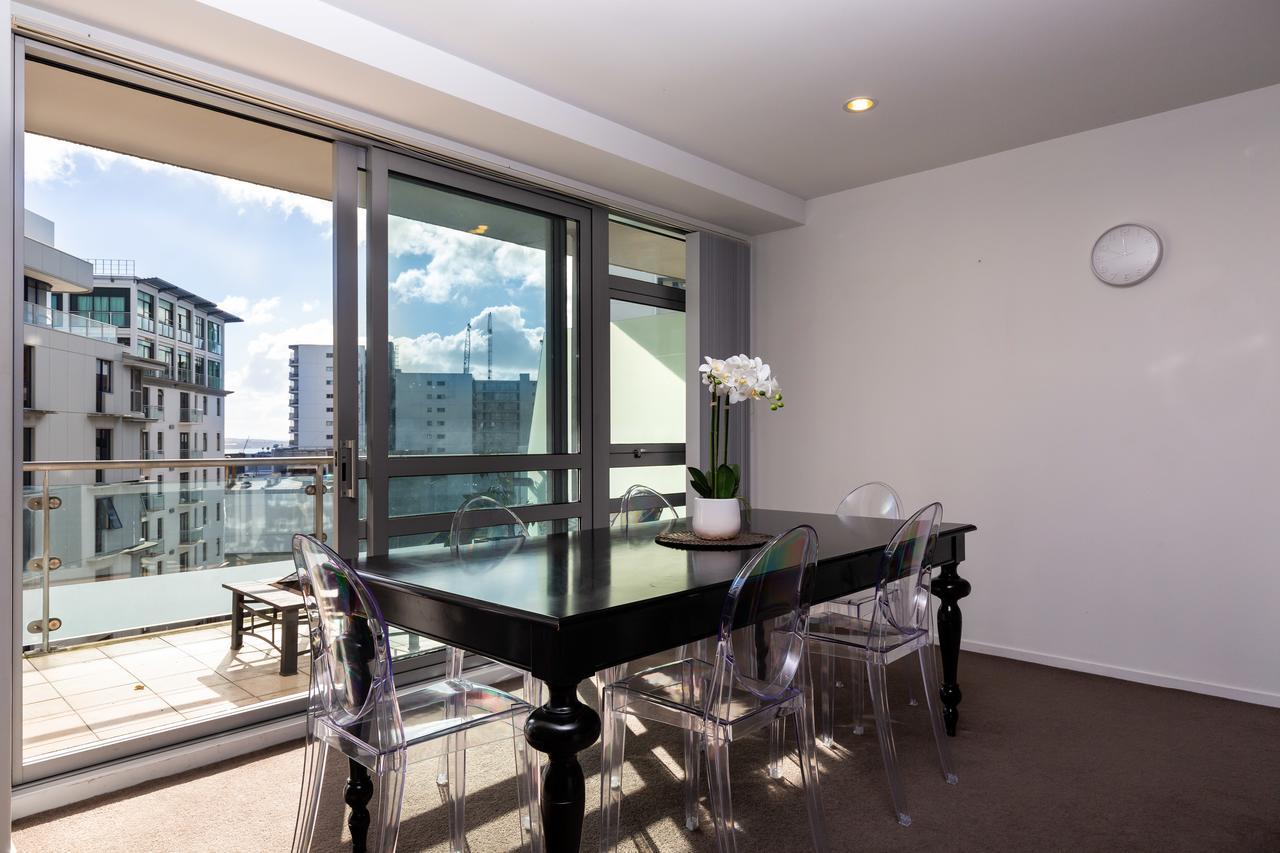 Beautiful Central Home With Balcony Auckland City エクステリア 写真